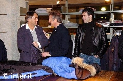 100 de ani de Inter! Vezi cel mai nou produs lansat de Chivu in Italia!_2