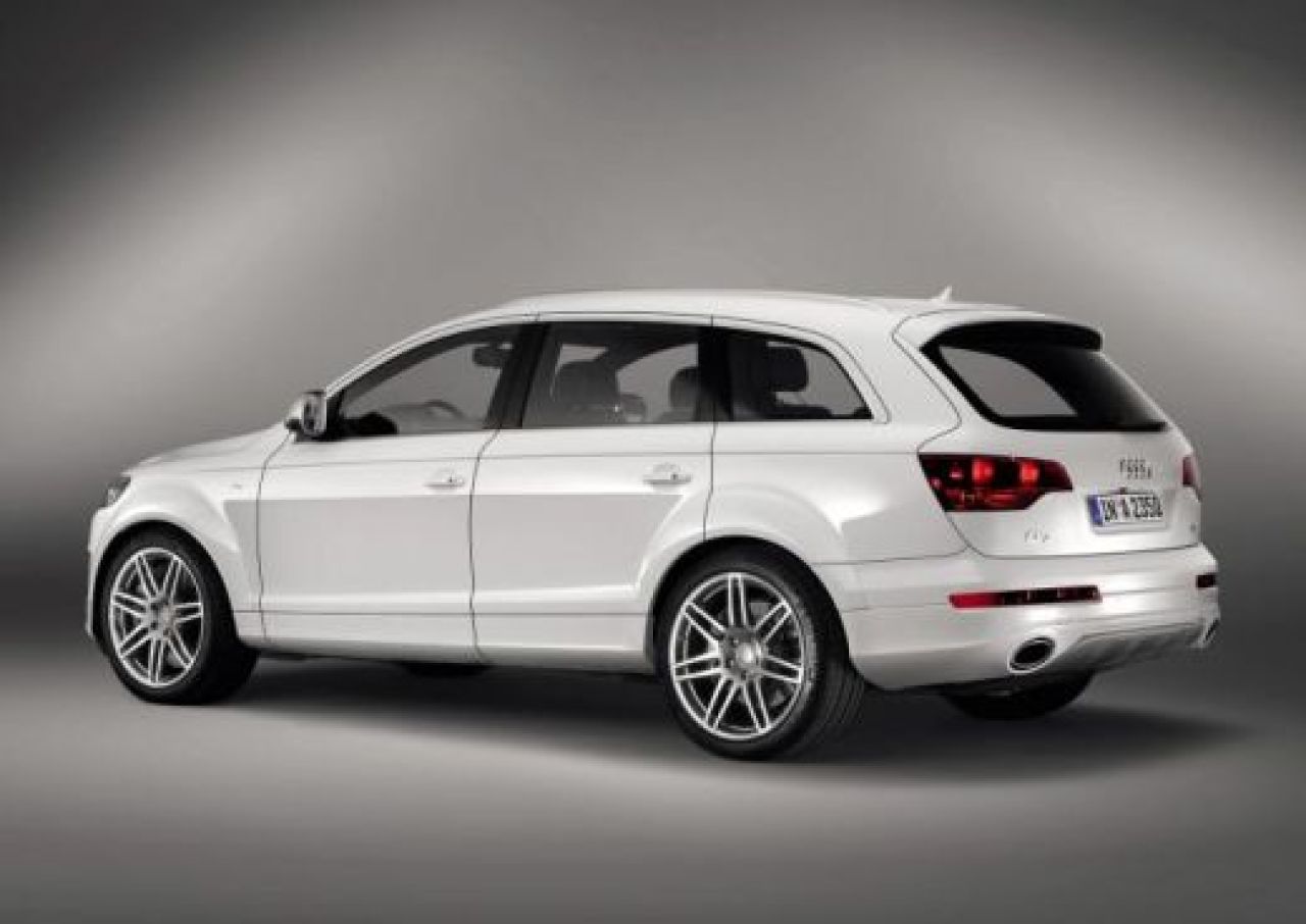 Cel mai puternic SUV diesel: Audi Q7 V12 TDI_1