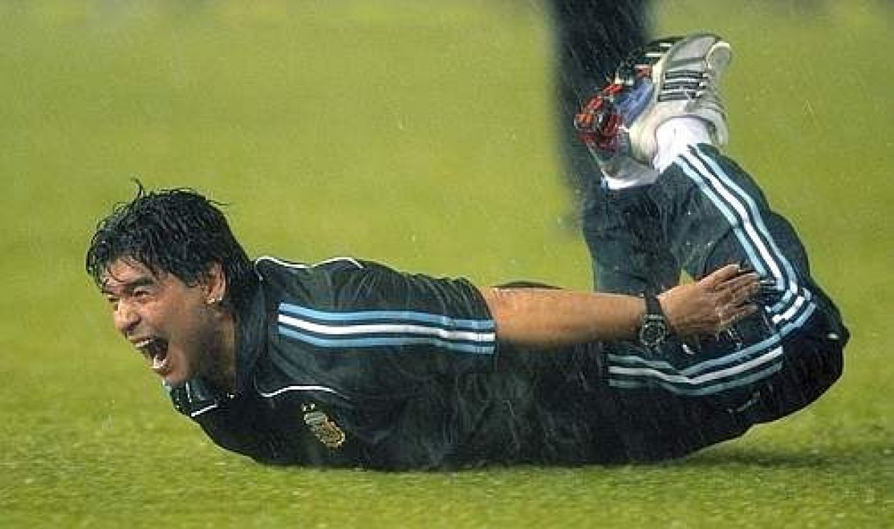 FAZA ZILEI! Vezi golul lui Palermo pentru Argentina si bucuria NEBUNA a lui Maradona_6