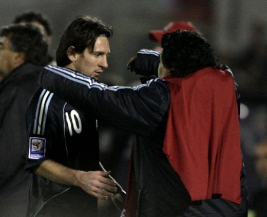 FAZA ZILEI: DELIRUL lui Maradona! De la lacrimi, la tipete si insulte! Cum si-a varsat nervii! &nbsp;