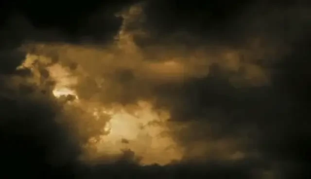 VIDEO De la spartani la... fetite! Vezi batalia clipurilor de la Valencia - Barcelona!