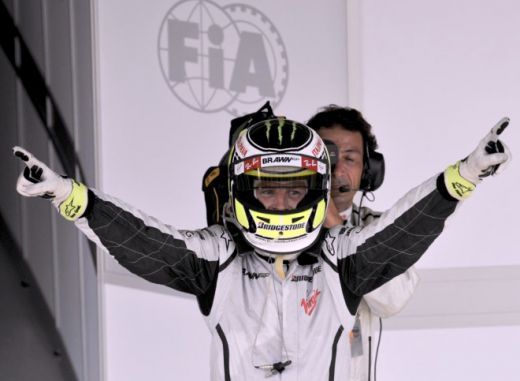 FOTO / Button, in EXTAZ dupa ce a devenit campion mondial_4