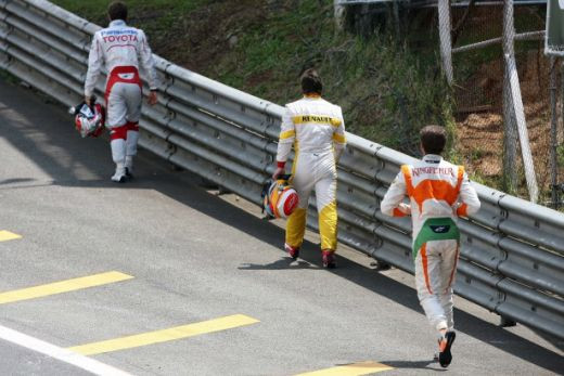 FOTO / Button, in EXTAZ dupa ce a devenit campion mondial_15