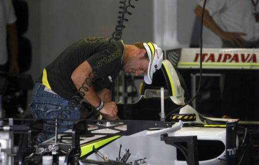 FOTO / Button, in EXTAZ dupa ce a devenit campion mondial_19