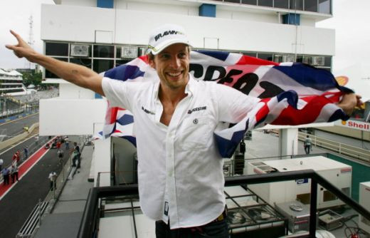 FOTO / Button, in EXTAZ dupa ce a devenit campion mondial_28