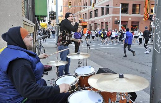 VIDEO: 3 morti in 16 minute la maratonul de la Detroit!_32