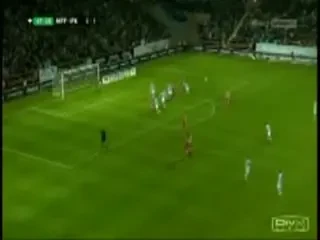 VIDEO / Il mai tii minte pe portarul care si-a micsorat poarta? Vezi ce SUPER faza a reusit: