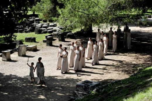 FOTO: Flacara olimpica pentru JO de la Vancouver a fost aprinsa de soare!_19
