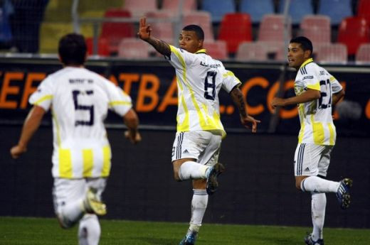 VIDEO: ZERO pe linie: Steaua 0-1 Fener! Vezi REZUMAT!_11