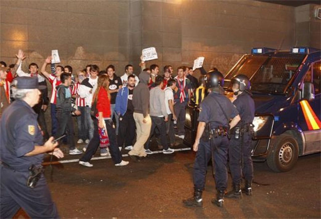 FOTO: Revolutie la Madrid! Fanii au iesit pe strada:
