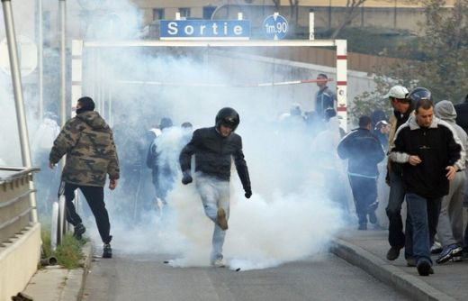 VIDEO Razboi in Franta! A curs sange in cel mai violent derby al anului!_7