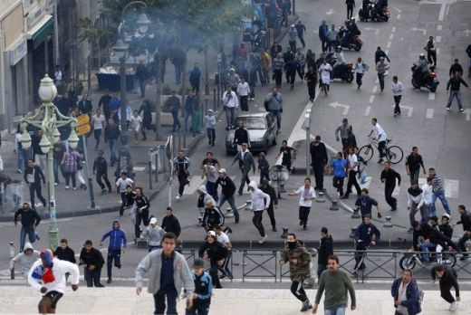 VIDEO Razboi in Franta! A curs sange in cel mai violent derby al anului!_10