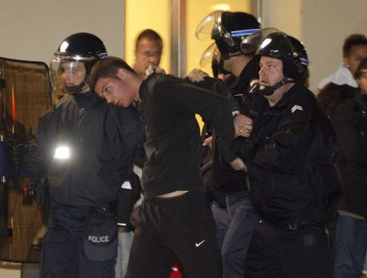 VIDEO Razboi in Franta! A curs sange in cel mai violent derby al anului!_17