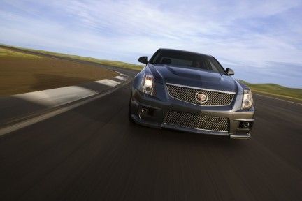 VIDEO: Bob Lutz prezinta Cadillac CTS-V Challenge! Vezi o super reclama la BMW M3!_11