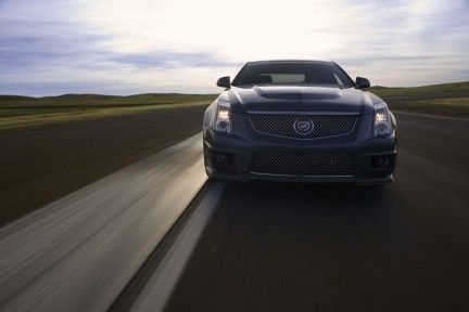 VIDEO: Bob Lutz prezinta Cadillac CTS-V Challenge! Vezi o super reclama la BMW M3!_10