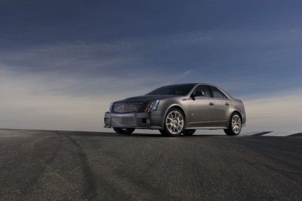 VIDEO: Bob Lutz prezinta Cadillac CTS-V Challenge! Vezi o super reclama la BMW M3!_21