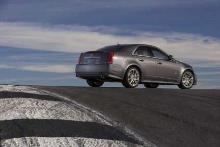 VIDEO: Bob Lutz prezinta Cadillac CTS-V Challenge! Vezi o super reclama la BMW M3!_20