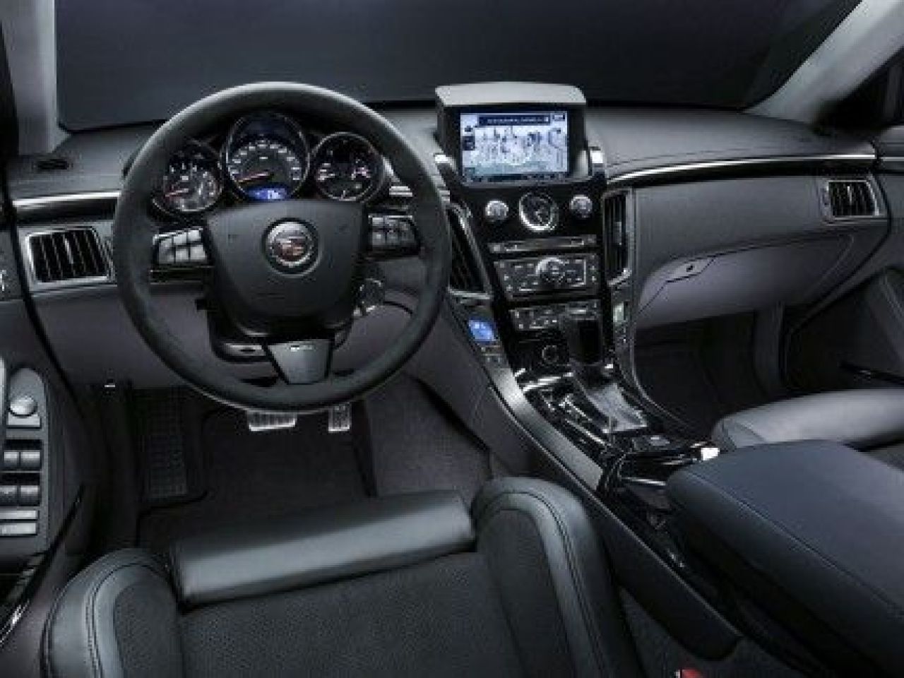 VIDEO: Bob Lutz prezinta Cadillac CTS-V Challenge! Vezi o super reclama la BMW M3!_24