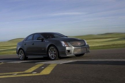 VIDEO: Bob Lutz prezinta Cadillac CTS-V Challenge! Vezi o super reclama la BMW M3!_27