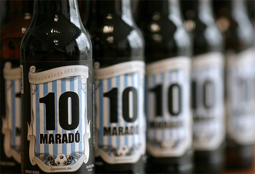 FOTO A aparut berea lui Maradona: '10 Marado'_5