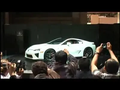 Vezi un Lexus LFA de 560 CP care costa 380.000 de euro!&nbsp;VIDEO: