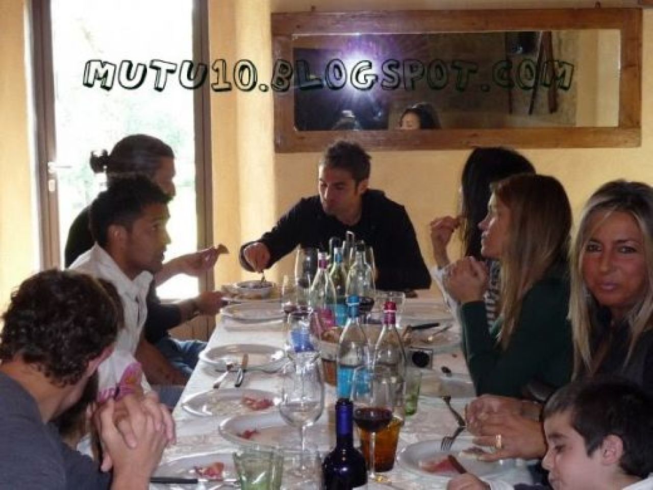 Mutu s-a apucat de skandenberg! FOTO:_3