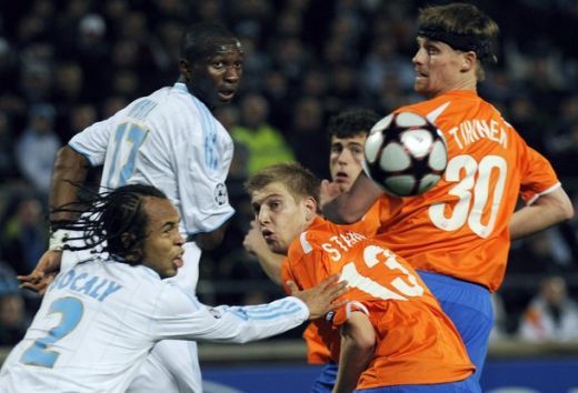 Ronaldinho incurca 'galacticii', Manchester meci nebun cu TSKA! Vezi video rezumate_6