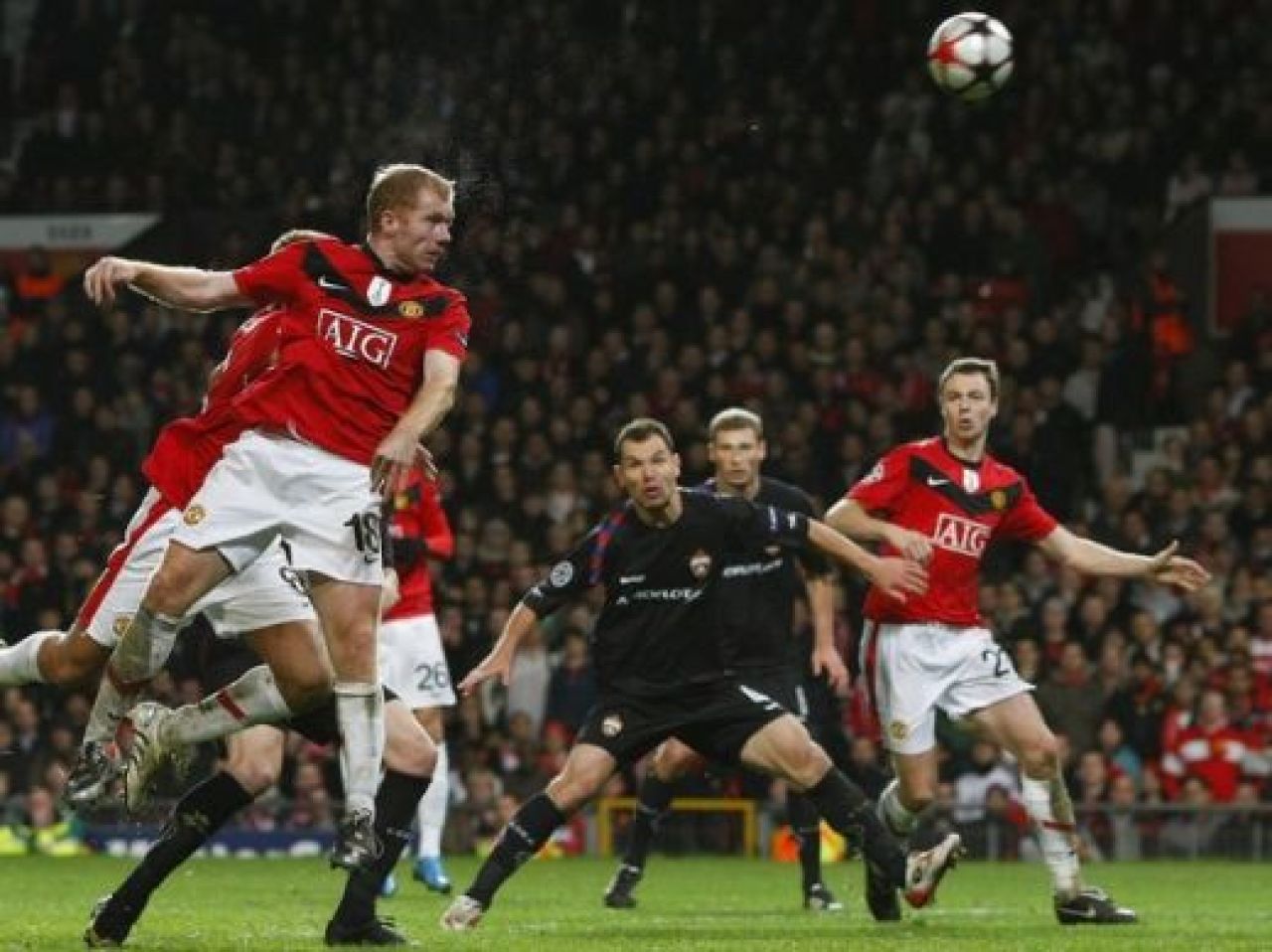 FOTO! Valencia a salvat pe Manchester: 'diavolii' sunt in optimi!_7