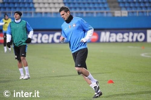 Chivu a dat de belea: masti anti-gripa la Dinamo Kiev - Inter Milano! FOTO:_7
