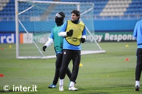 Chivu a dat de belea: masti anti-gripa la Dinamo Kiev - Inter Milano! FOTO:_11