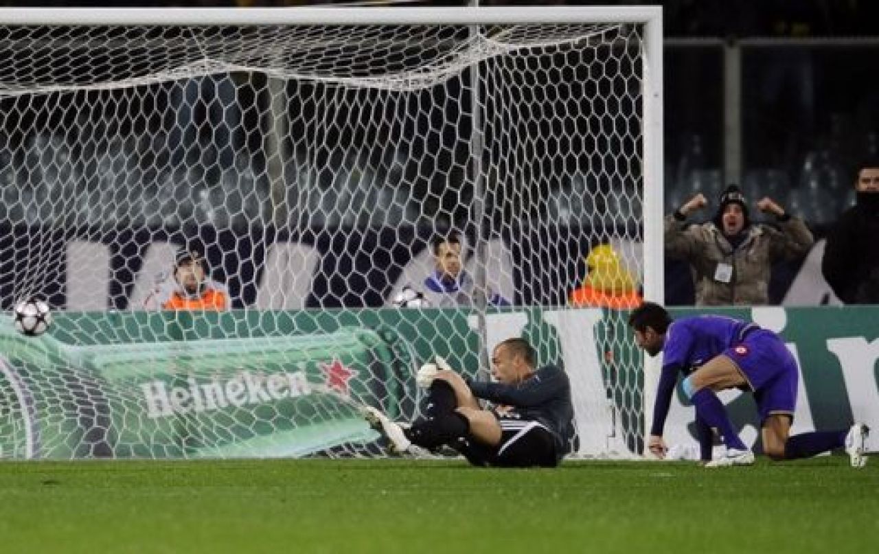 FOTO: Mutu a revenit miraculos si a inscris din nou: Fiorentina 5-2 Debrecen!_8