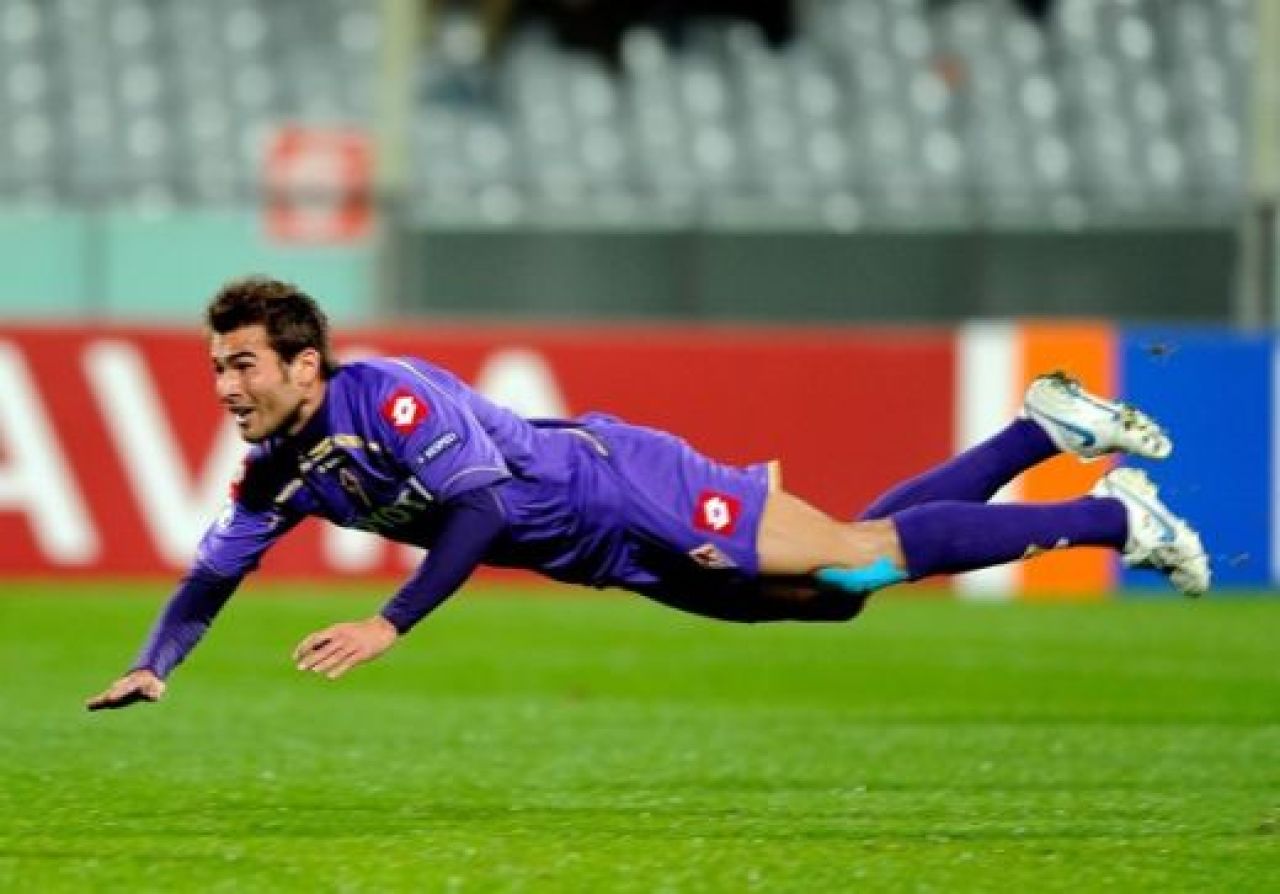 FOTO: Mutu a revenit miraculos si a inscris din nou: Fiorentina 5-2 Debrecen!_13
