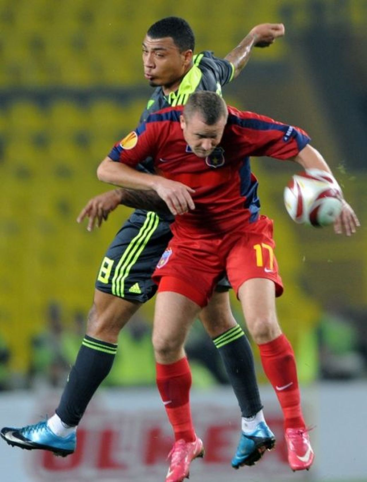 VIDEO REZUMAT: Steaua e numai unu'! Fenerbahce 3-1 Steaua!_7
