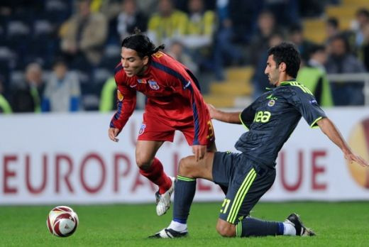 VIDEO REZUMAT: Steaua e numai unu'! Fenerbahce 3-1 Steaua!_11