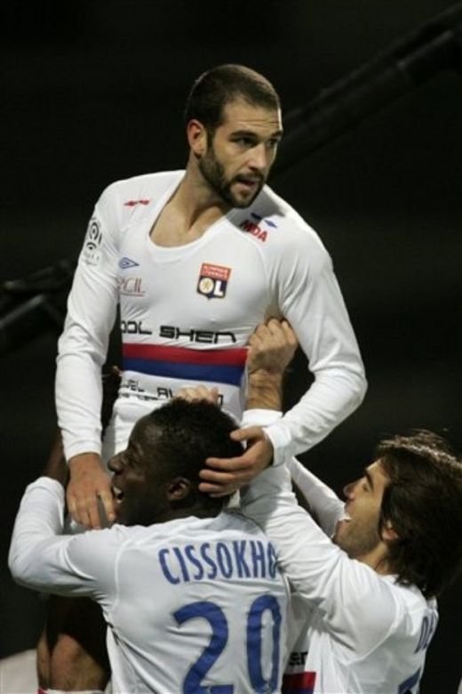 VIDEO Un meci cum Franta nu a vazut de 52 de ani! Vezi nebunia de la  Lyon 5-5 Marseille!_2