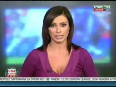 VIDEO: Jucatorii nationalei, asaltati de polonezi pentru autografe!