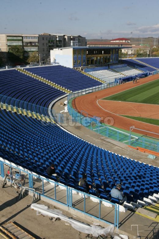 FOTO: Asa arata noul stadion al Universitatii Craiova din Severin!_11