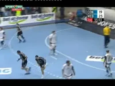 Calificarea in optimi mai asteapta: HCM 22-28 Chehovskie Medvedi!