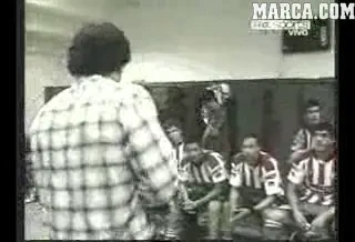 VIDEO / Cel TARE antrenor din lume! Vezi cum isi motiveaza jucatorii: