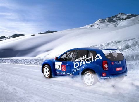 FOTO! Poze in premiera cu Dacia Duster, SUV-ul de 350cp prezentat la Paris de Alain Prost_2