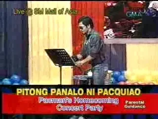 VIDEO: Manny Pacquiao e campion si pe scena! VEZI ce melodie le-a cantat filipinezilor!