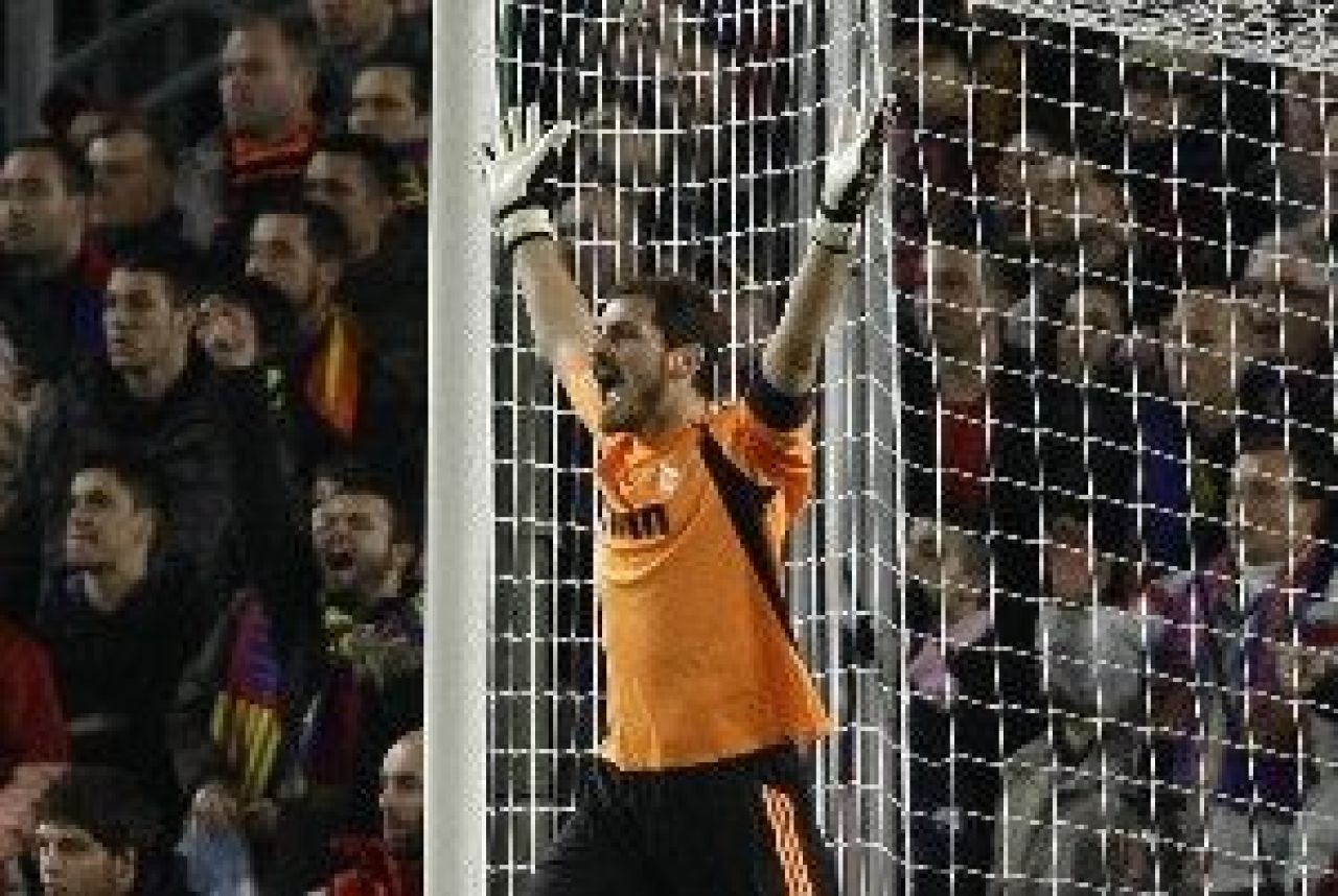 VIDEO Ibra scufunda galaxia: Barcelona 1-0 Real Madrid!_3