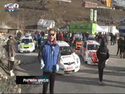 Iulia Vantur conduce pentru tine noul Mercedes GLK