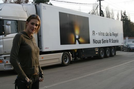 Anul acesta, Mos Craciun vine cu...camionul!_4