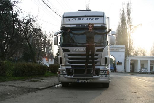 Anul acesta, Mos Craciun vine cu...camionul!_8