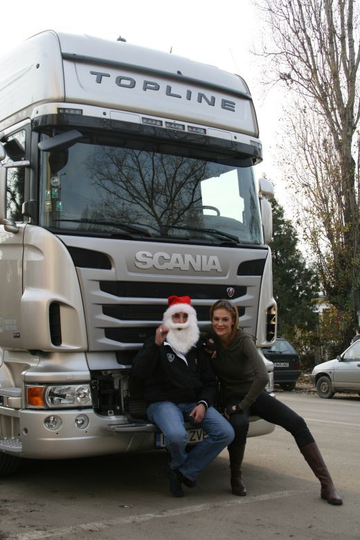 Anul acesta, Mos Craciun vine cu...camionul!_9