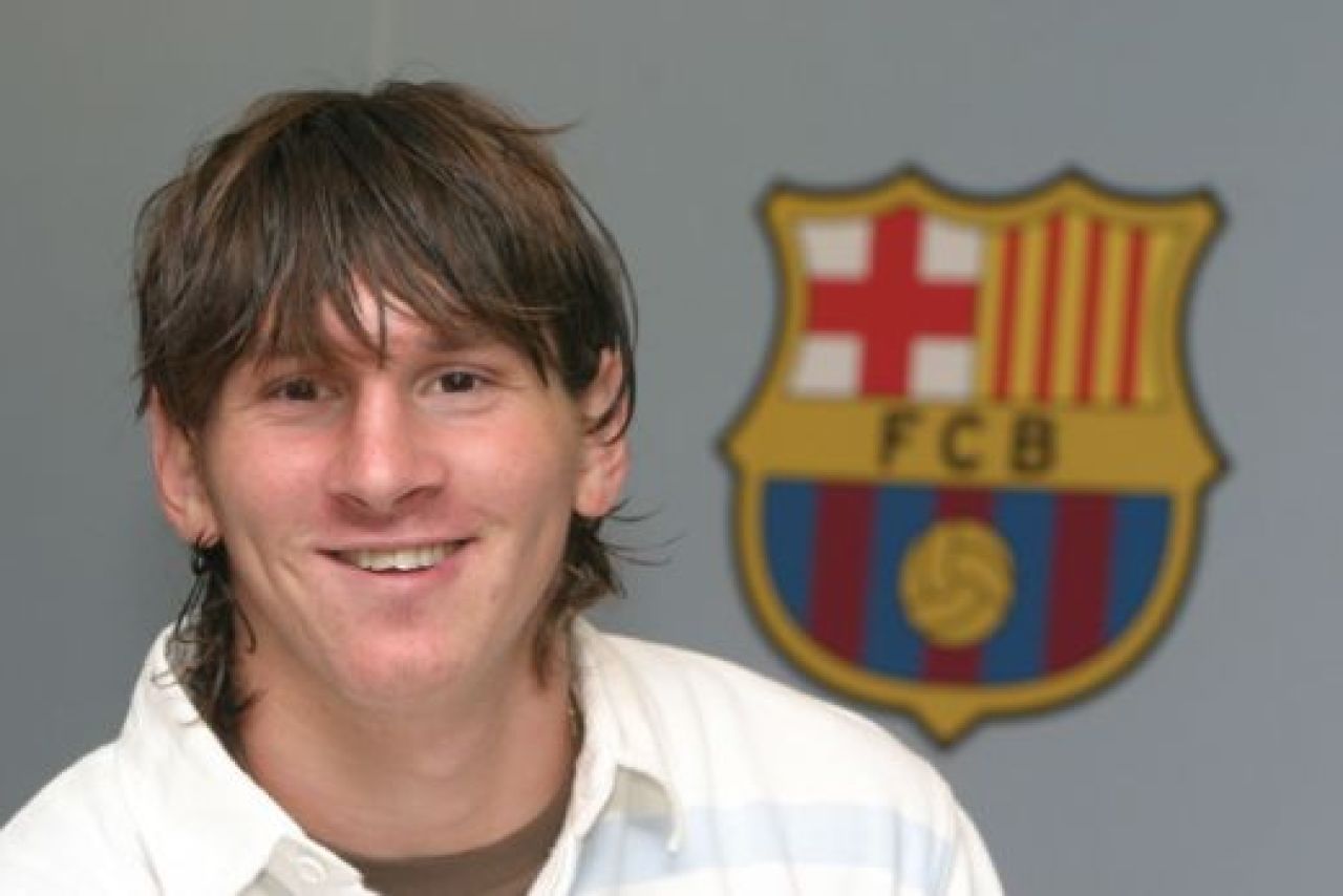 Mai tare decat Platini! Messi a castigat