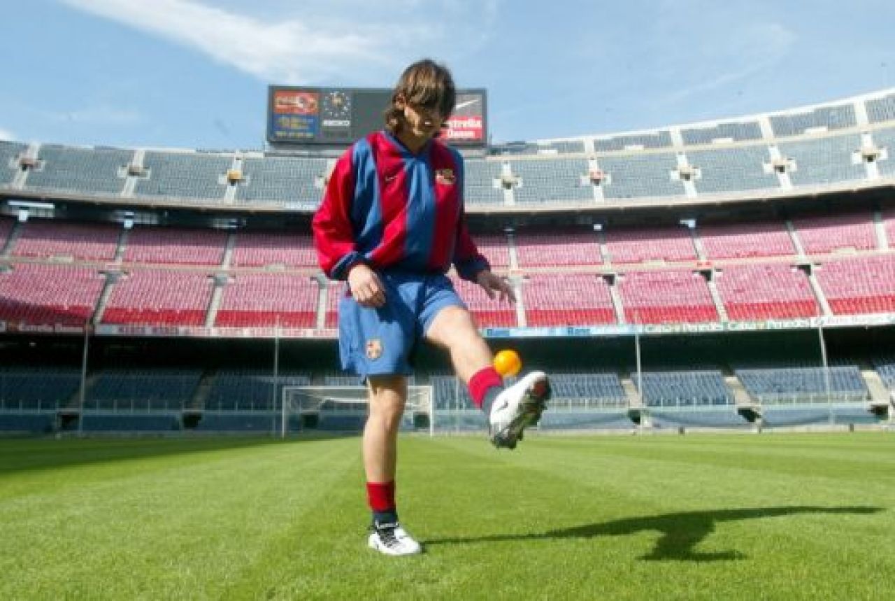 Mai tare decat Platini! Messi a castigat