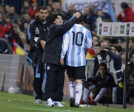 Mai tare decat Platini! Messi a castigat 