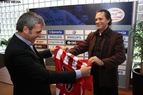 SUPER FOTO: Hagi, la PSV!_4
